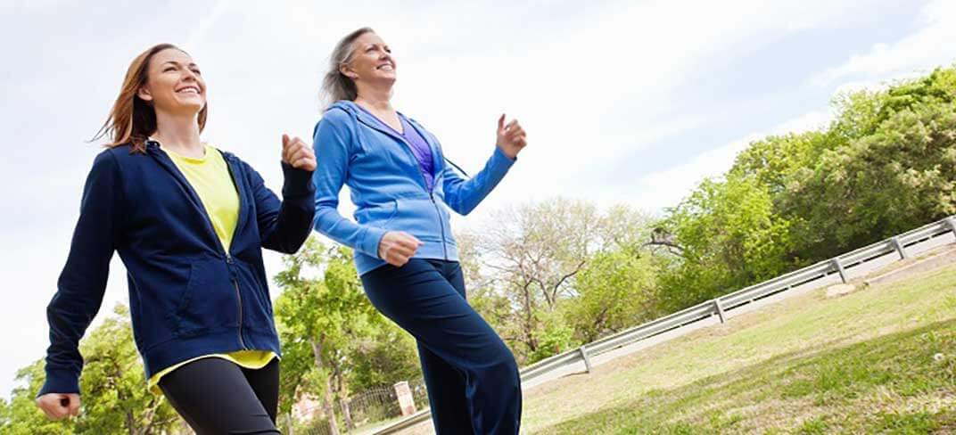 5 Ways Walking Helps Your Heart