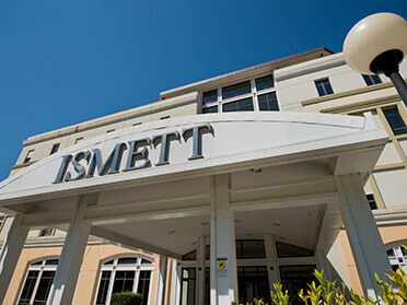 Allan Vassallo e Carmen Abela