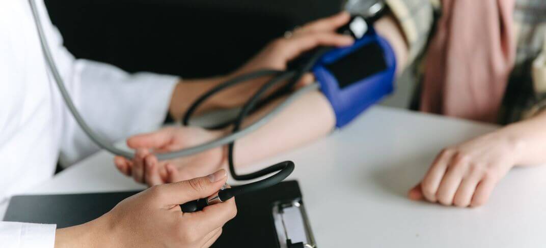 The Influence of Dehydration on Blood Pressure and Heart Health | UPMC Italy