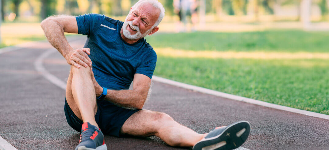How to Manage Pain from Old Sports Injuries | UPMC Italy